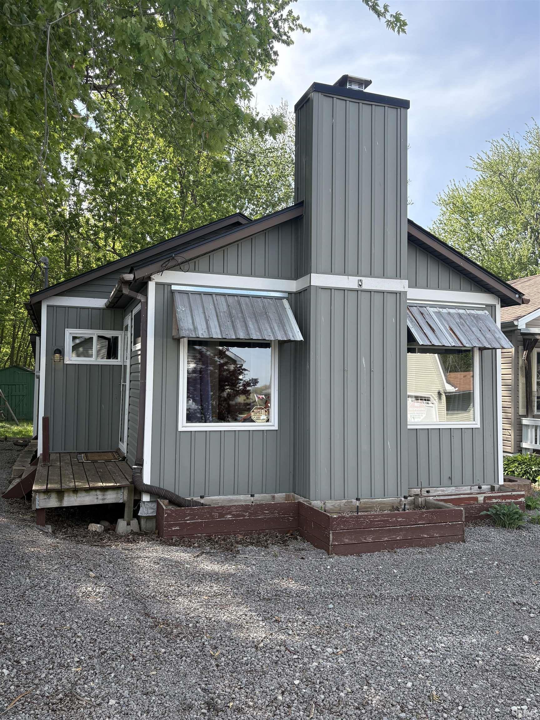 Image 0