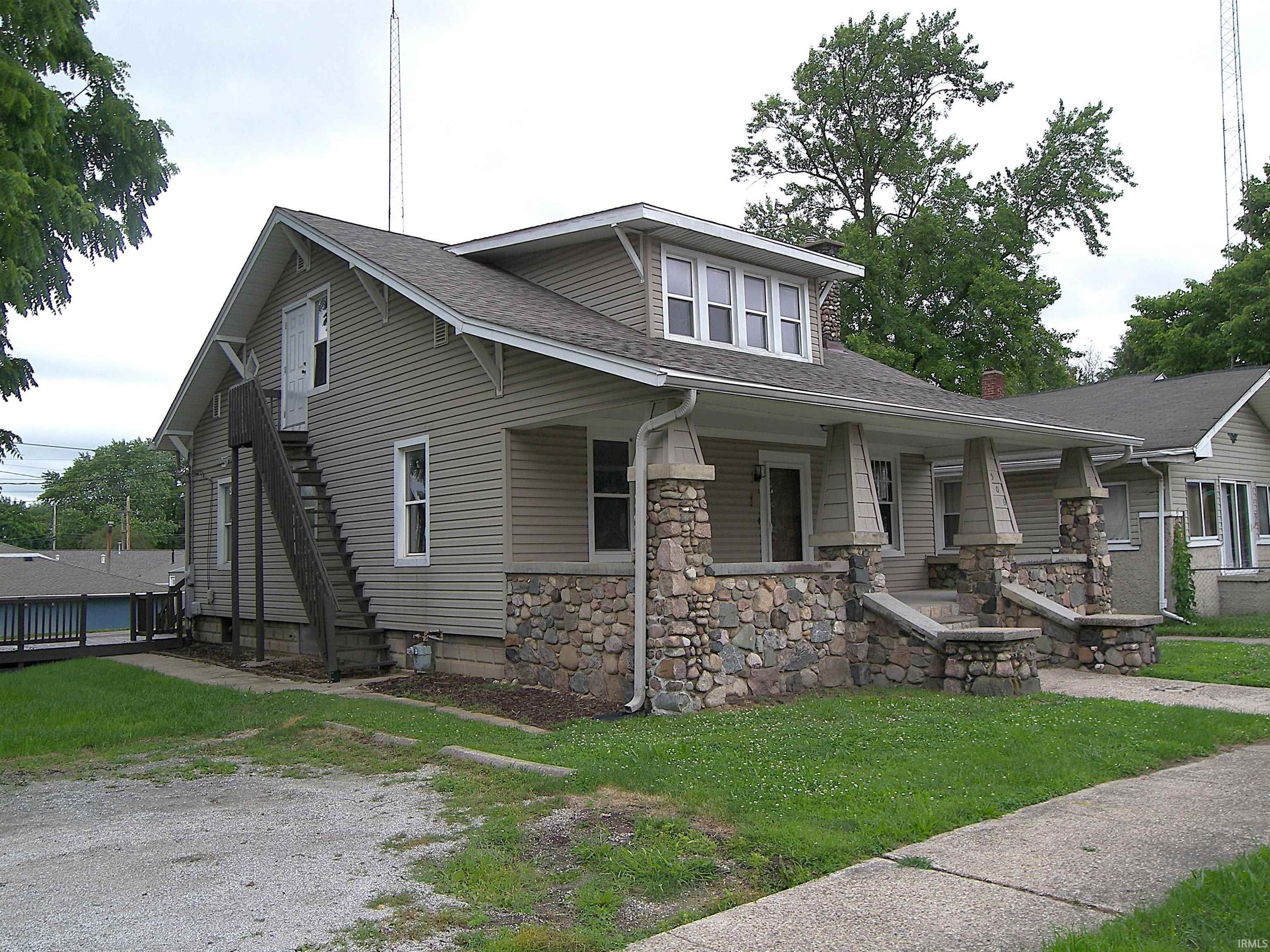Image 2: Front SE angle