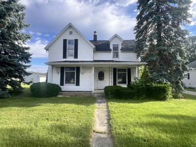 1409 E Center