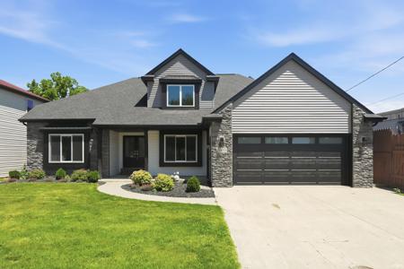 3930 E Bellefontaine