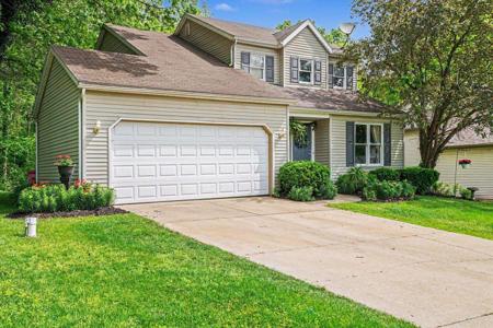 26551 Hampton Woods