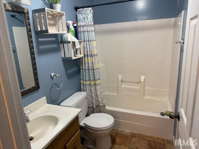Image 2: Bathroom featuring a single vanity with an integrated sink, a toilet, and a combination tub/shower unit, Bathroom Image 2: Bathroom featuring a single vanity with an integrated sink, a toilet, and a combination tub/shower unit, Bathroom