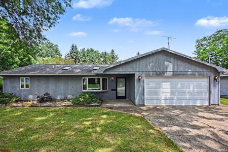 306 E Tulip Tree