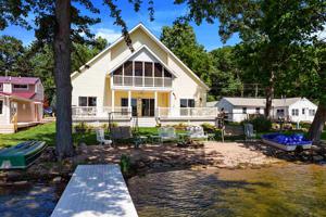 1780 E Poplar