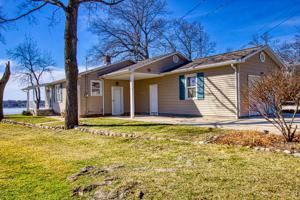 8283 E Wade