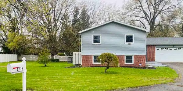 1718 Gregory Farm