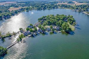 500 Lane 210 Hamilton Lake