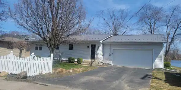 2616 Wolfs Point