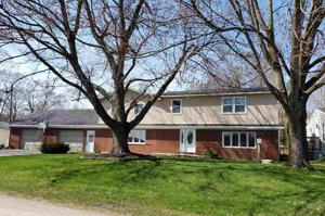 4513 E OAKCREST