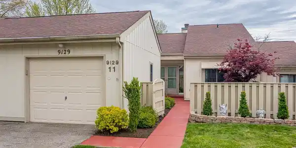 9129 S Greenridge