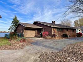 742 Oak