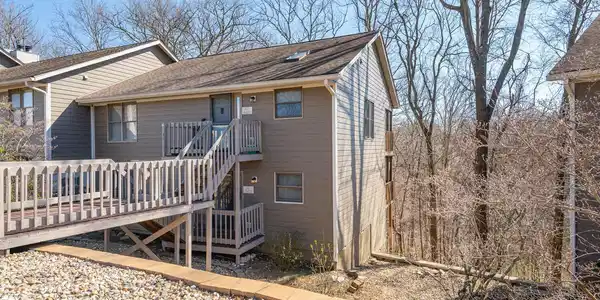 9453 S Pointe Retreat