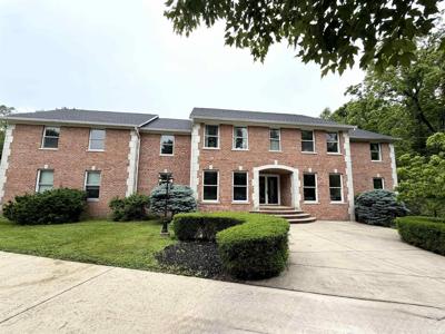 8318 S Ashley
