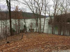 2943 E Pointe Cove