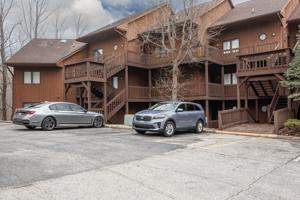 4092 E Eagle Bay