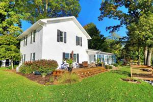 4965 N West Shafer