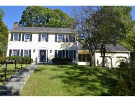 895 HIGHLAND ROAD
