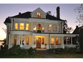 331 Main Street "The Lyon House"