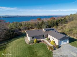 978 Deer trail