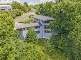 129 Eastlake Road