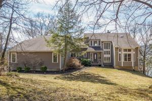1111 East Shore Drive