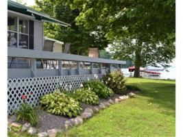 106 EDGEWATER PT