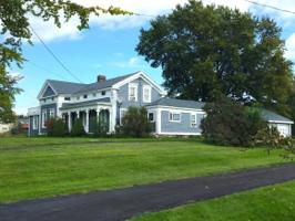 25 East Shore Circle