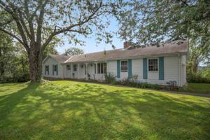 1022 CAYUGA HEIGHTS Road