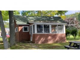 4633 E Lakeview Dr