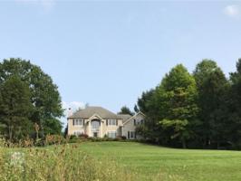 9 WATERVIEW CIRCLE