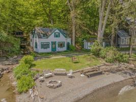 9704 S FRONTENAC Road