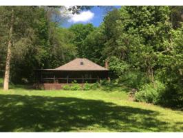 2114 Lake Road