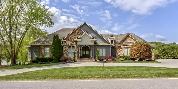 3714 Maloney Rd