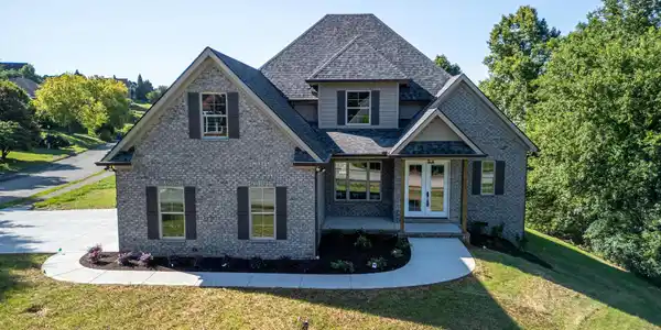 1901 Willow View Lane