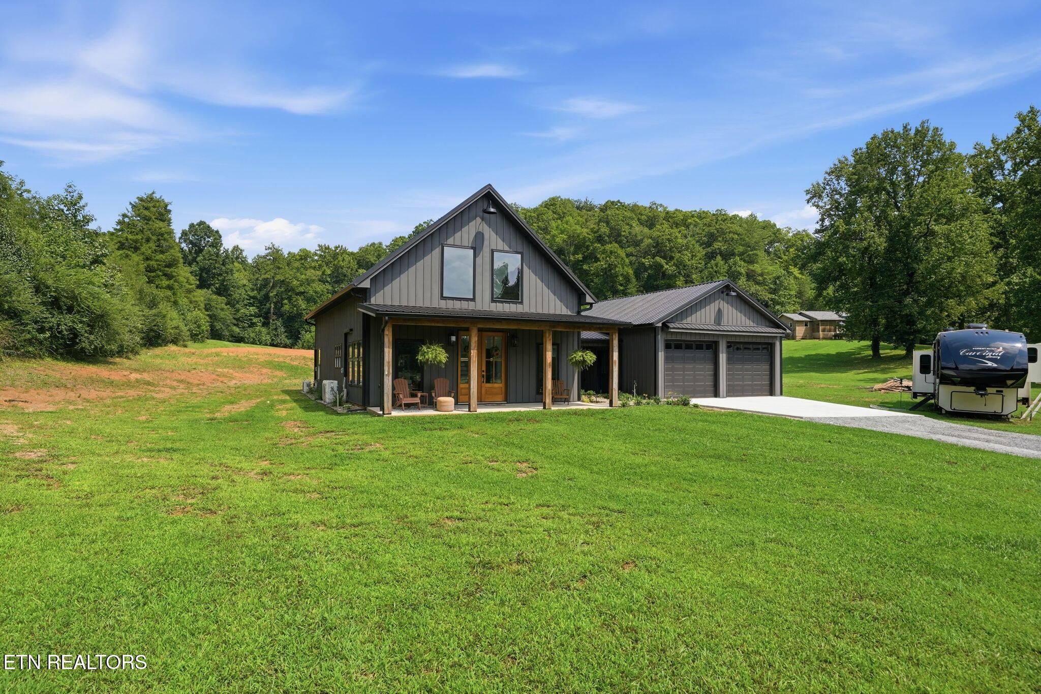 Image 3: 23-web-or-mls-011_DSC06707