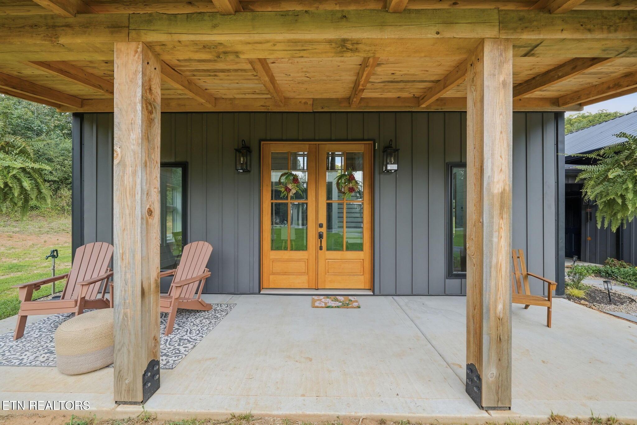 Image 4: 25-web-or-mls-012_DSC06717