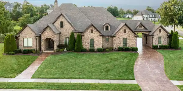 12400 Ivy Lake Drive