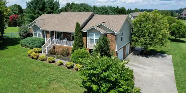 1556 Ellis Rd
