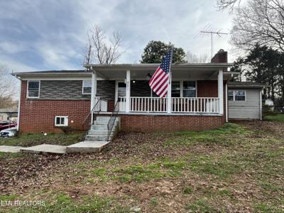 821 W Cherokee Drive