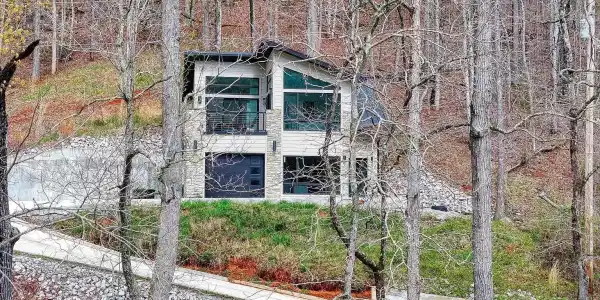 318 Carp Lane