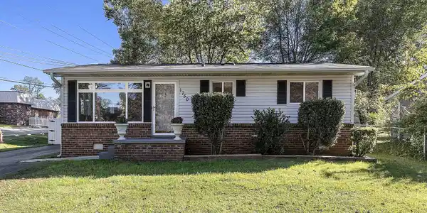 1750 Hillwood Drive