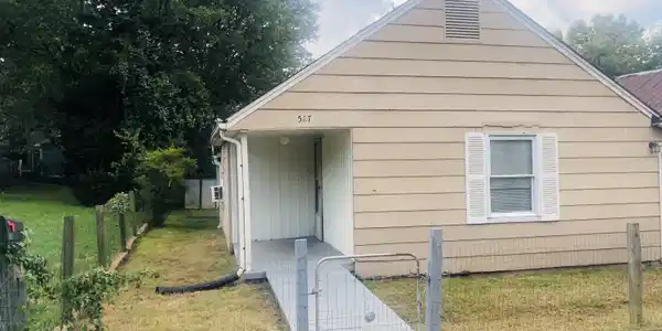 527 Sunshine Circle