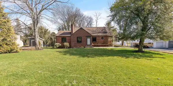 3904 Holston Hills Rd