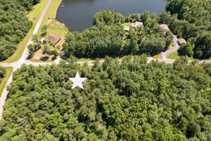 1.3ac N Lake Tr