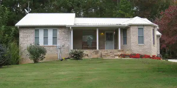 350 Lakewood Drive