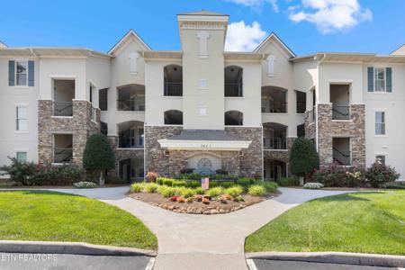 565 Rarity Bay Pkwy