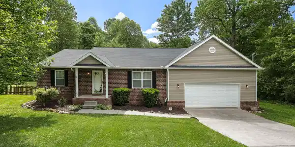 4326 Lakefront Drive