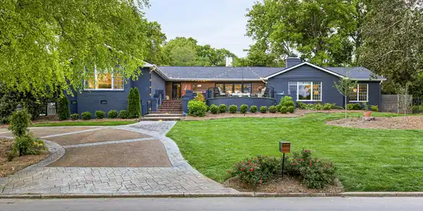 2323 Cherokee Blvd