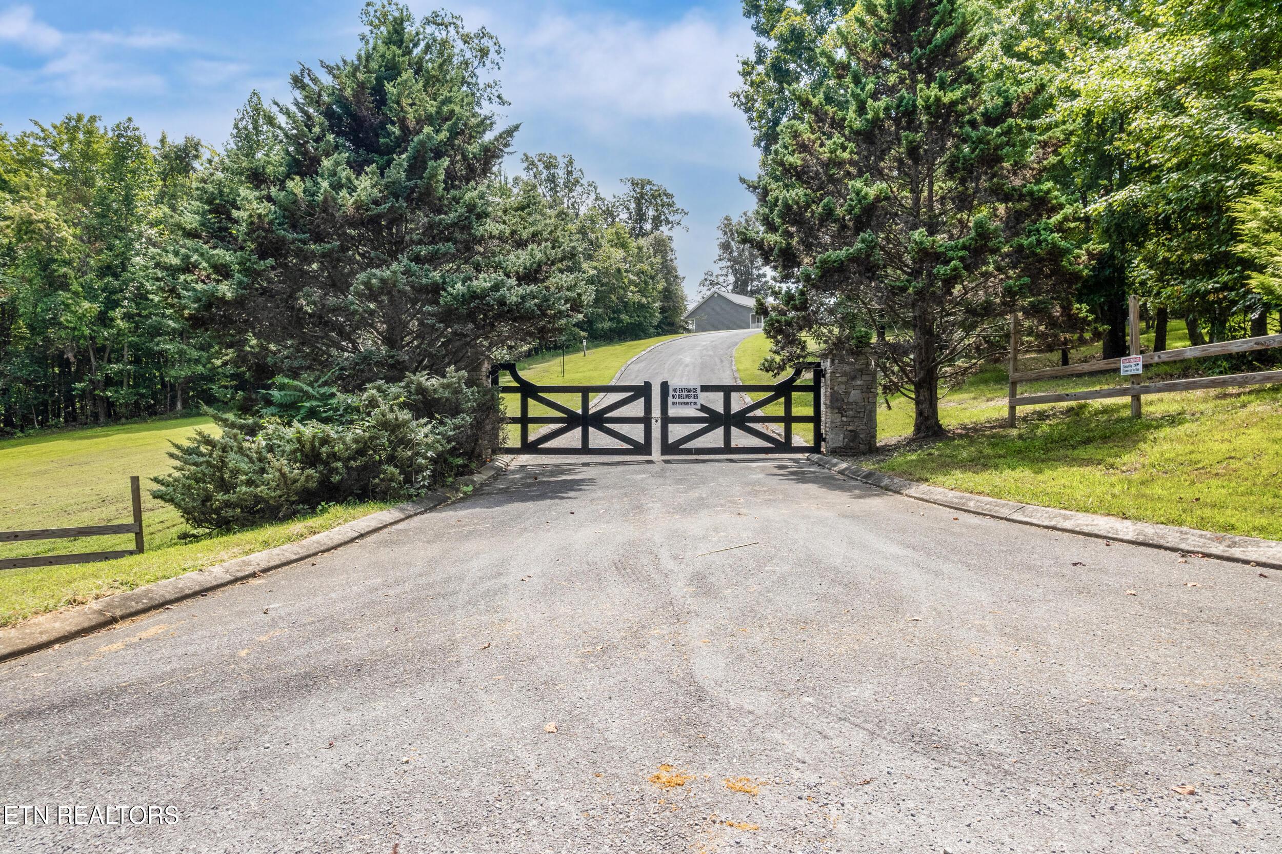 Image 4: Gated Community