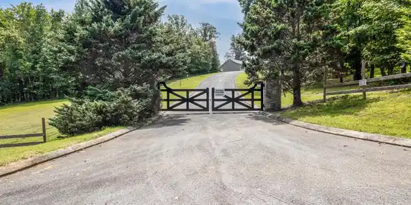 Image 4: Gated Community